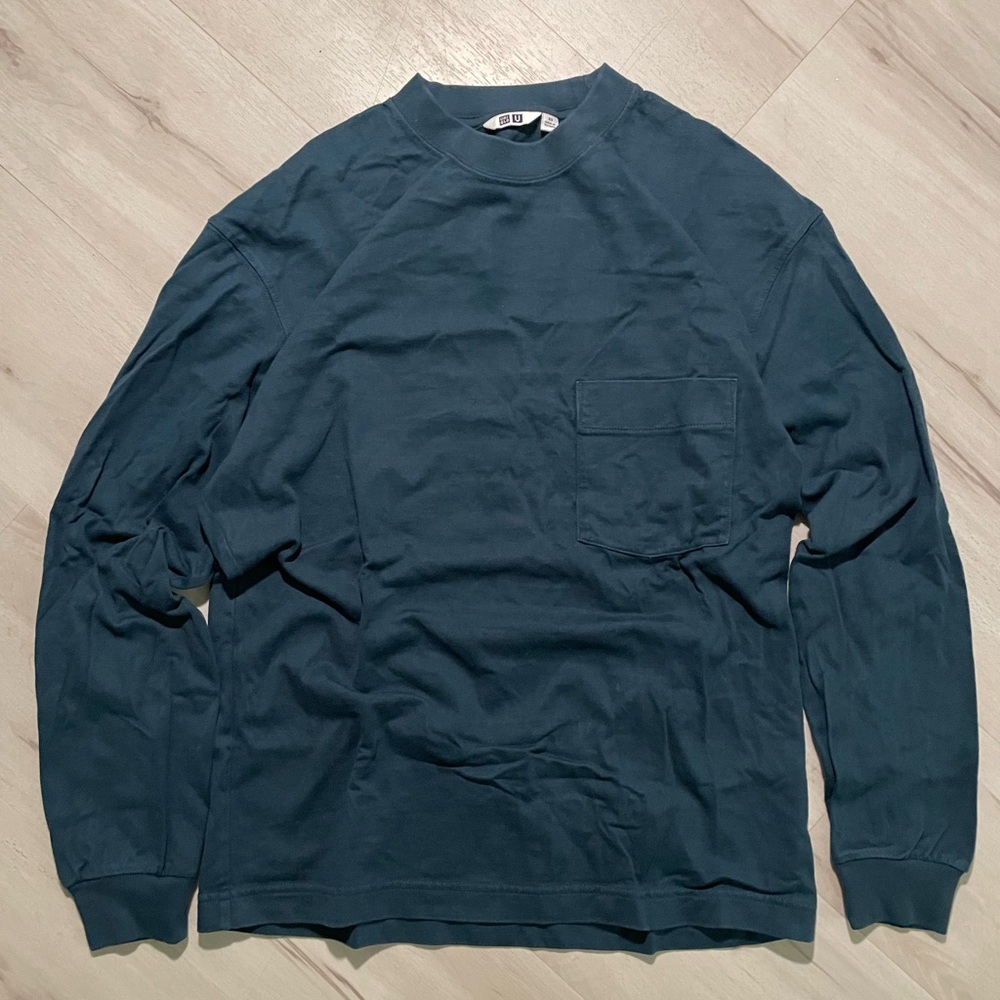 Uniqlo U Longsleeve Pocket Tee